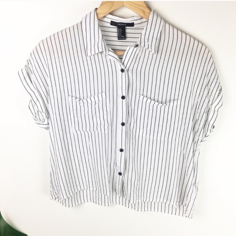 Forever 21 | Cropped button up